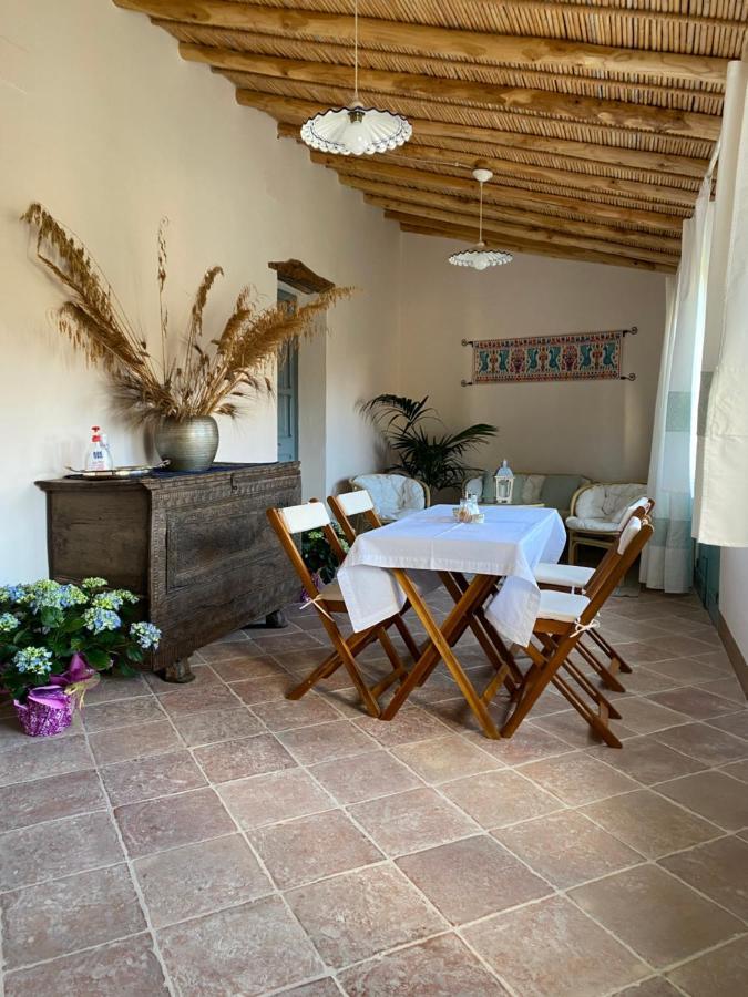B&B Su Strintu Tuili Exterior photo